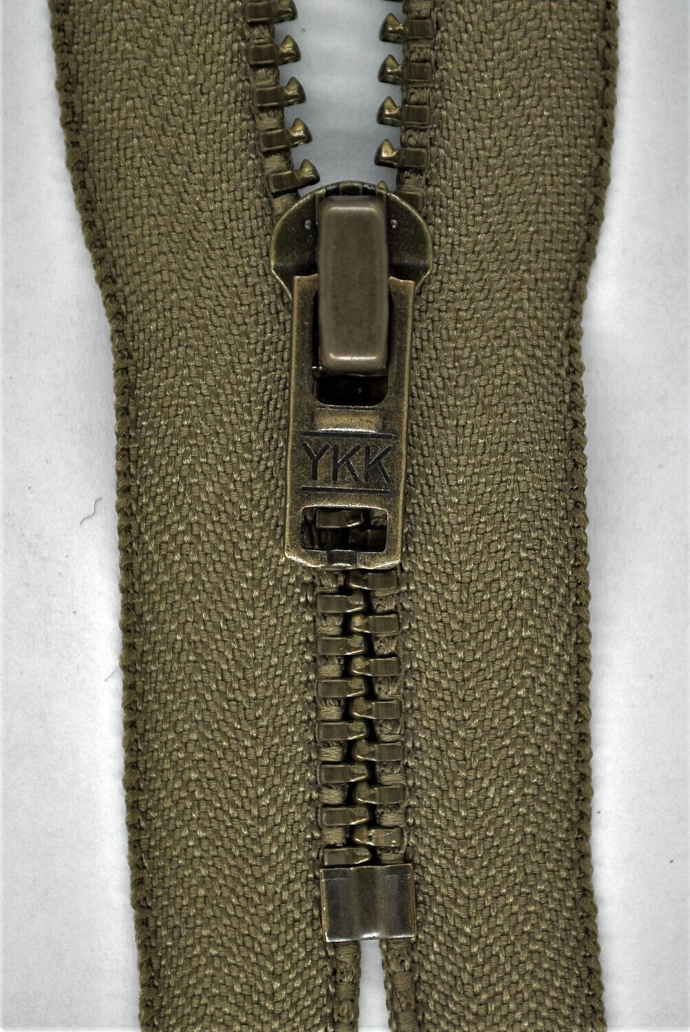 YKK Reißverschluss  für Hosen Einwege nicht teilbar 4mm Metall brüniert Farbcode 563 mittelbraun.
