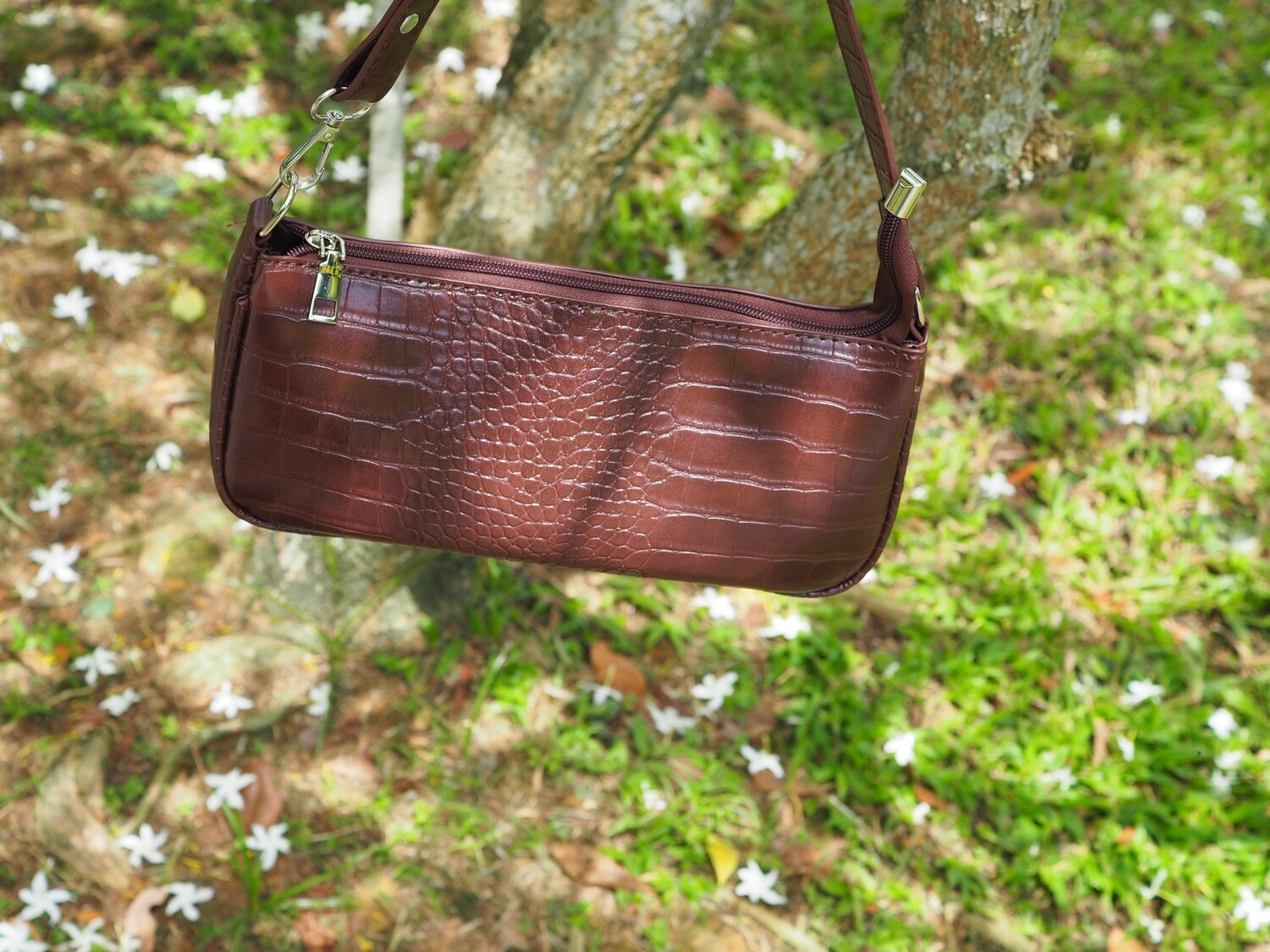 Classic Baguette Bag - BROWN