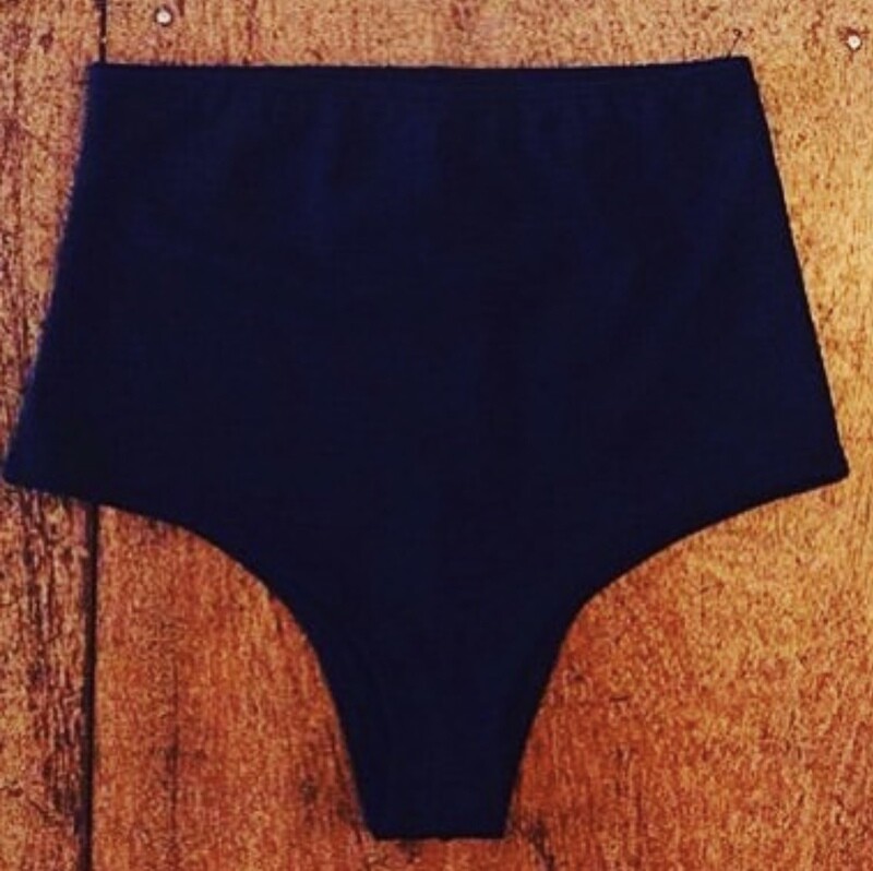 Bikini tiro alto