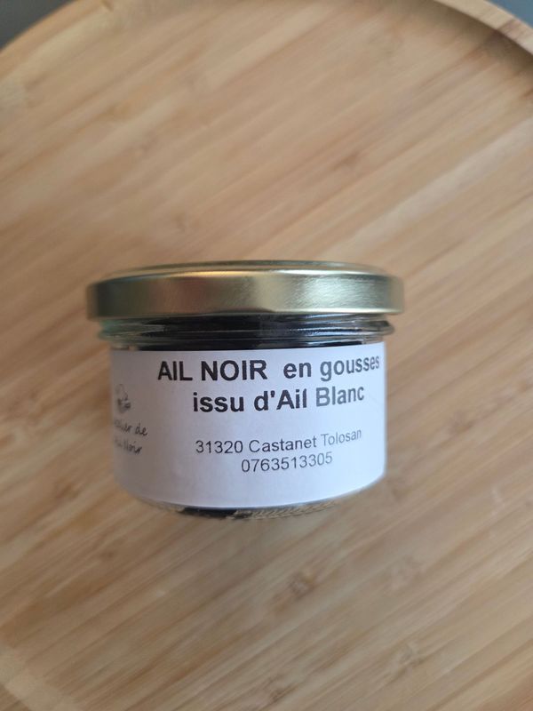 Bocal de gousses entières d'ail noir issu d'ail blanc 60gr