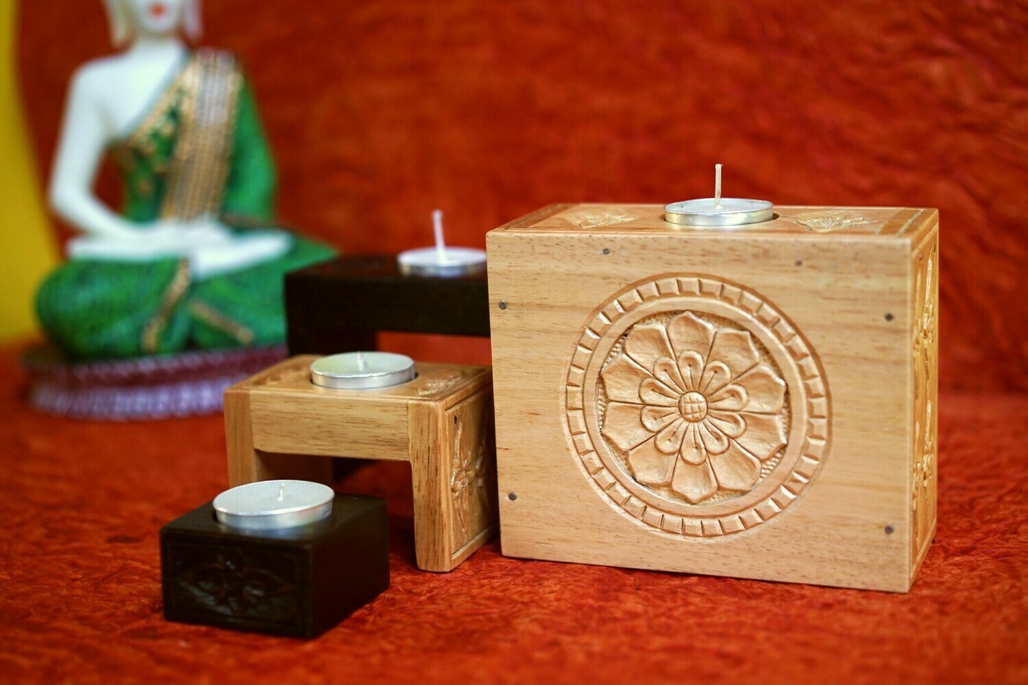 Wooden Carved Compact T- Light Holder