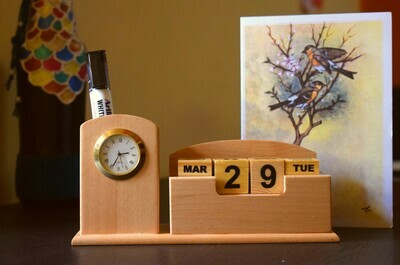Block Calendar With Clock