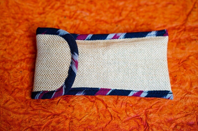 Jute  Spectacle  Pouch