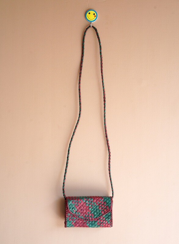 Screw Pine Mobile Pouch