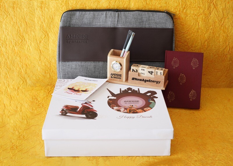Customized Hamper 33