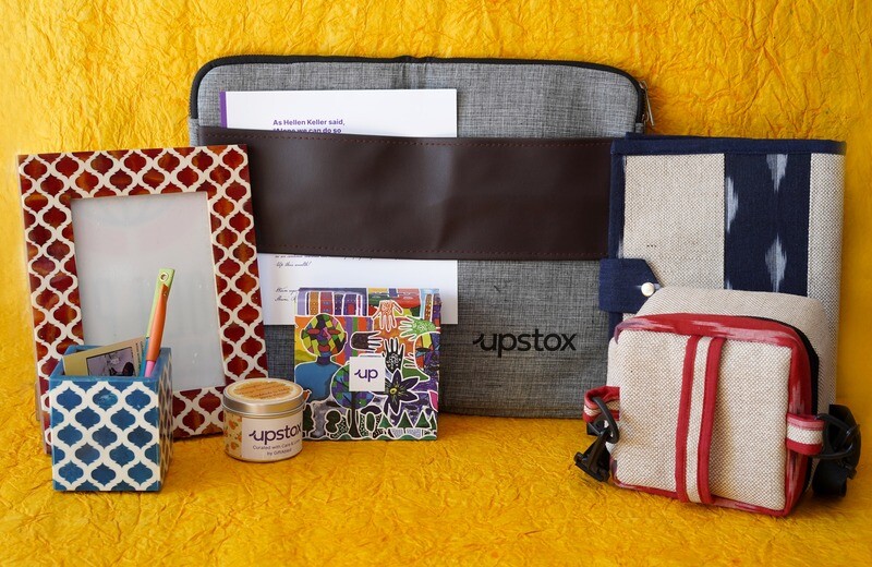 Customized Hamper 37