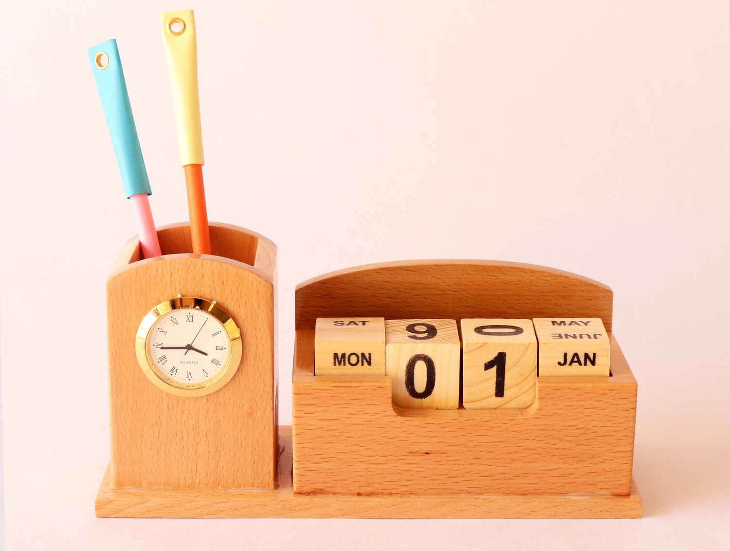 Block Calendar With Clock