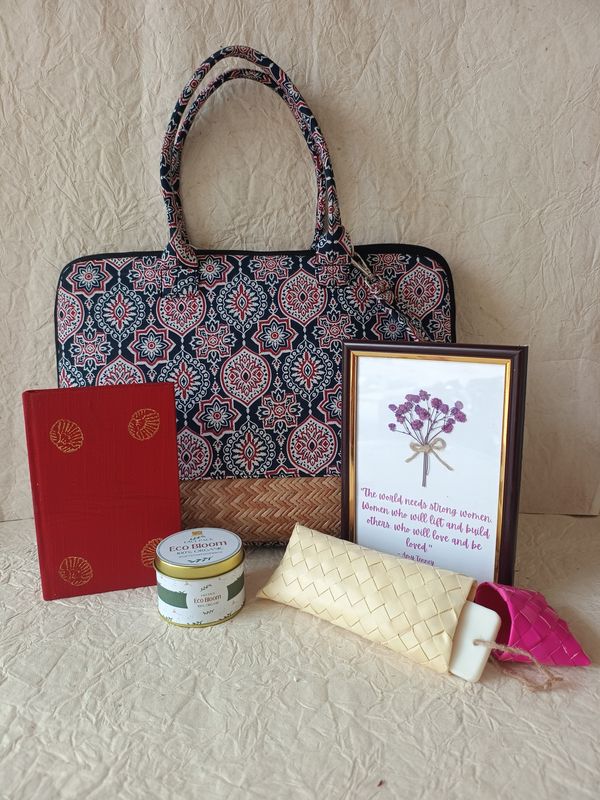 Glow & Grace Hamper