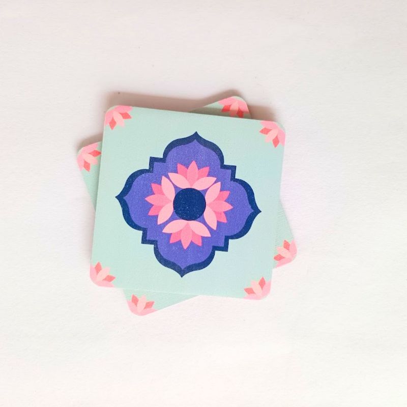 Two-in-One Floral Magnet & Coaster – Handcrafted Utility with Artistic Charm Two-in-One Floral Magnet & Coaster – Handcrafted Utility with Artistic Charm