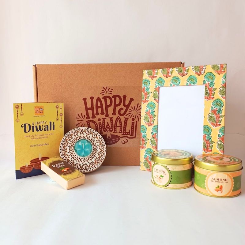Sneh - Hamper
