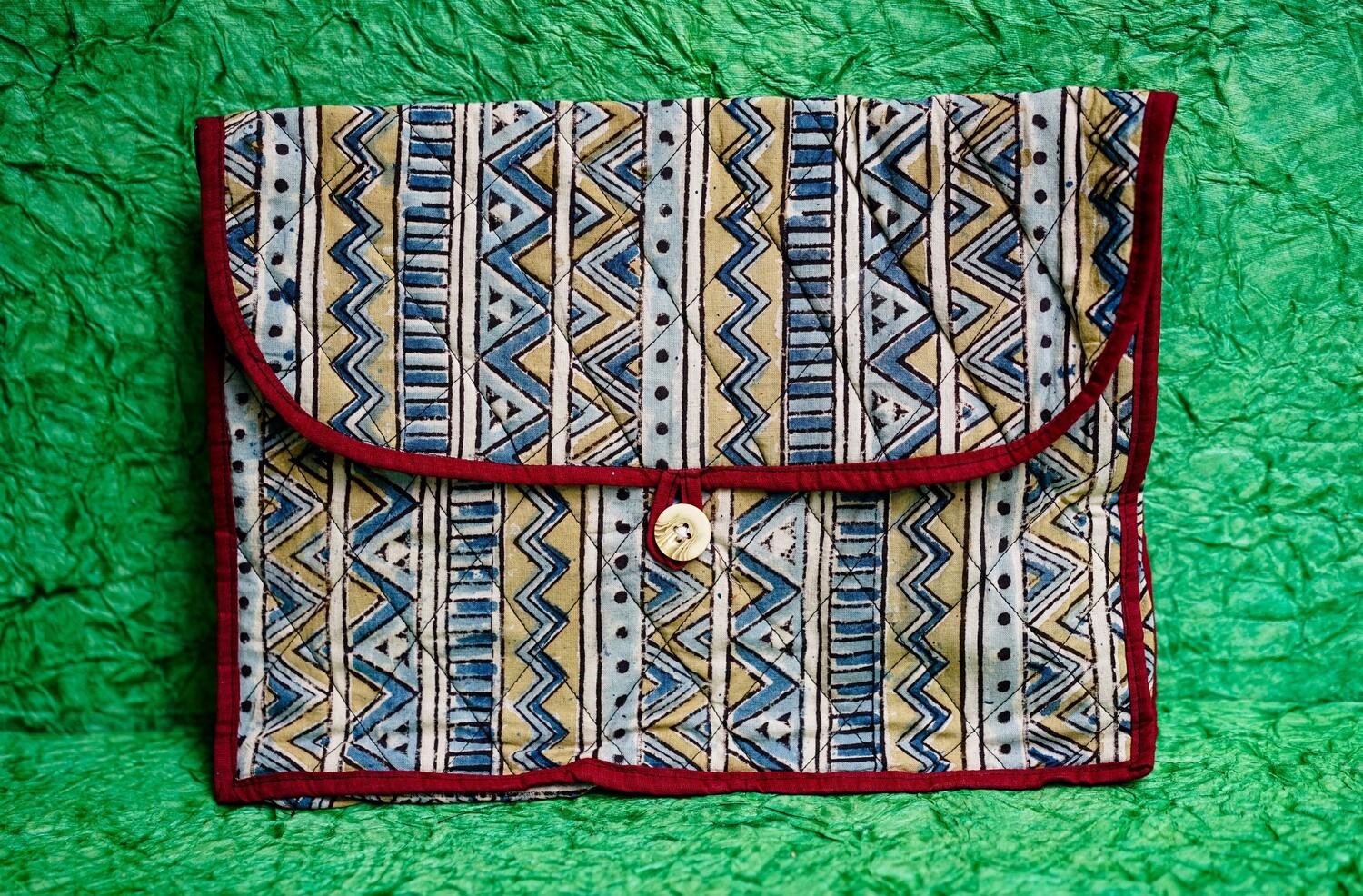 Geometric File Folder