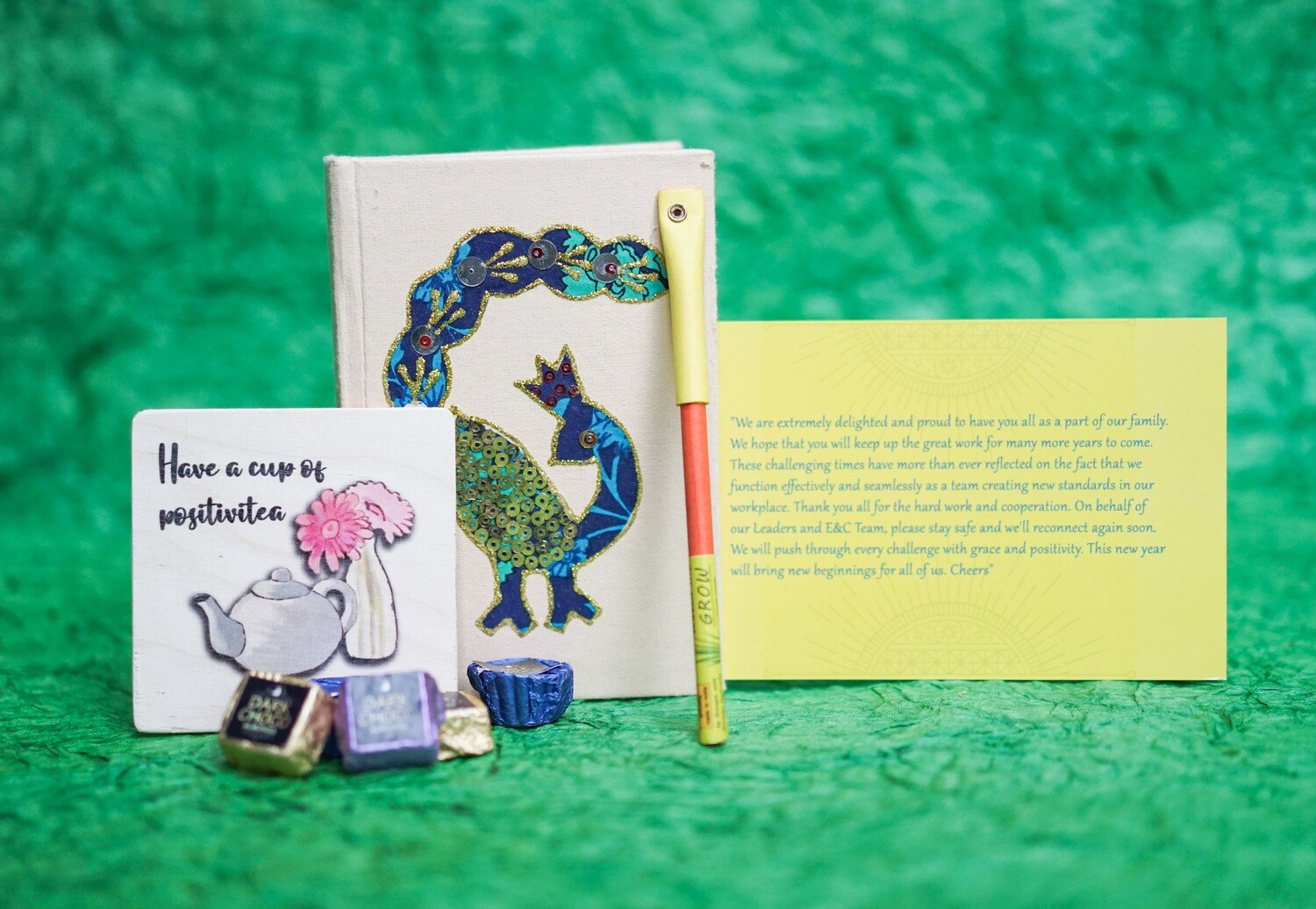 Customized Hamper 06