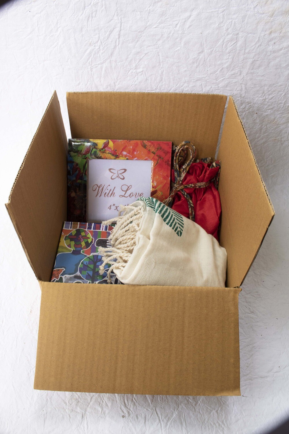 Customized Hamper 28