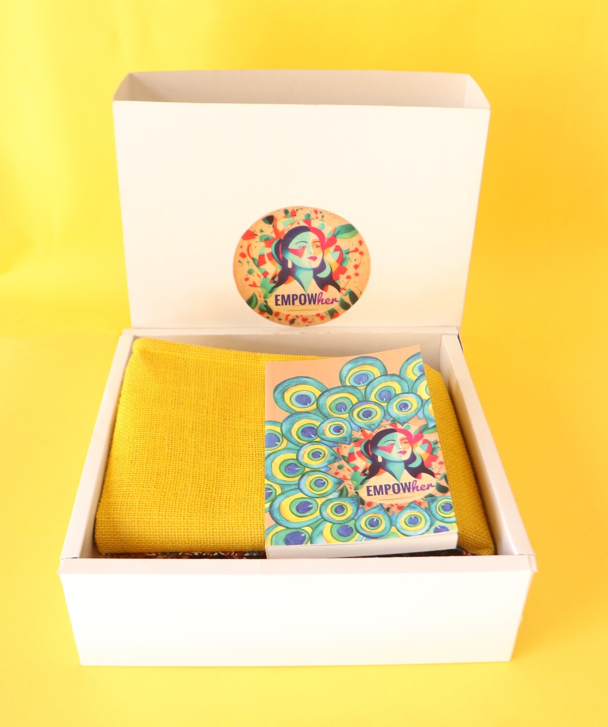 Customized Hamper 51