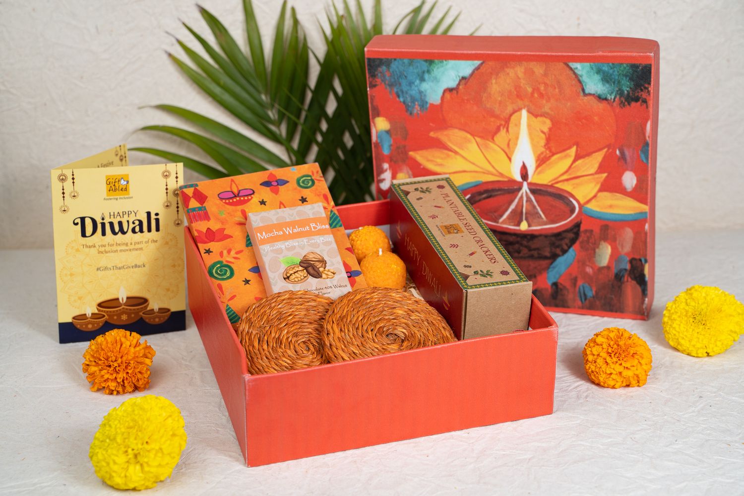 Artful Harmony Delight Hamper