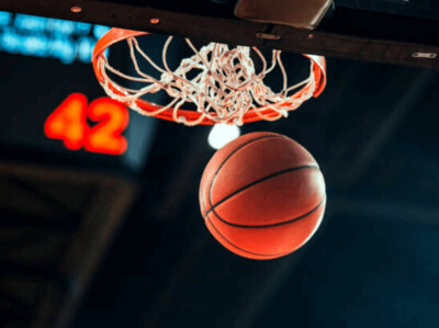 BASKETBALL