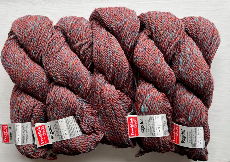 Yarn:   Froehlich Bergschaf