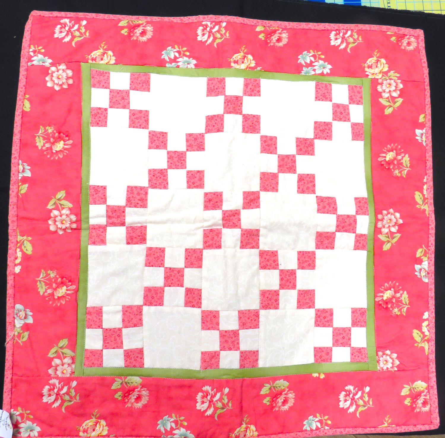 ​Quilted Wall Hanging: Pink Floral Spring