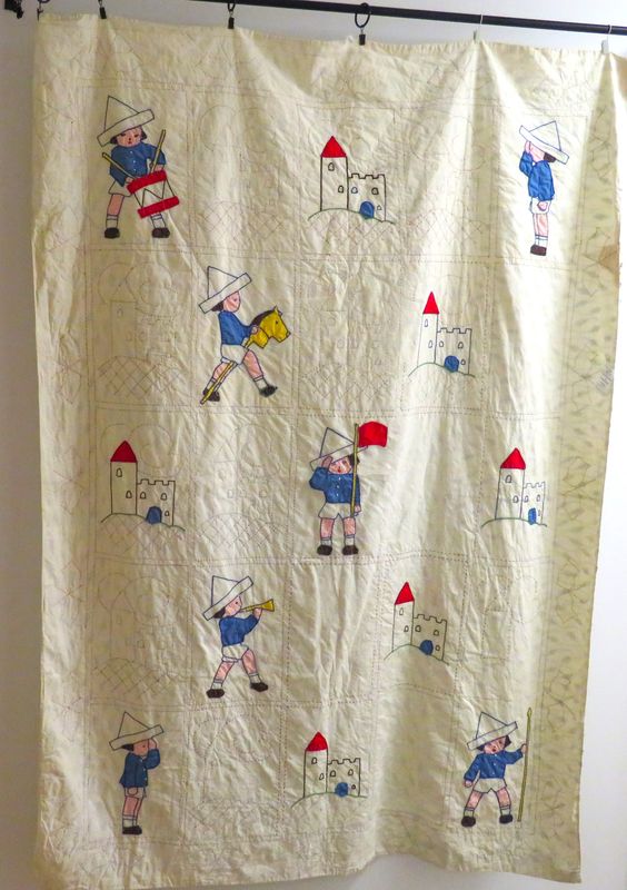 ​JUST REDUCED!!  Vintage Quilt: Child’s Quilt