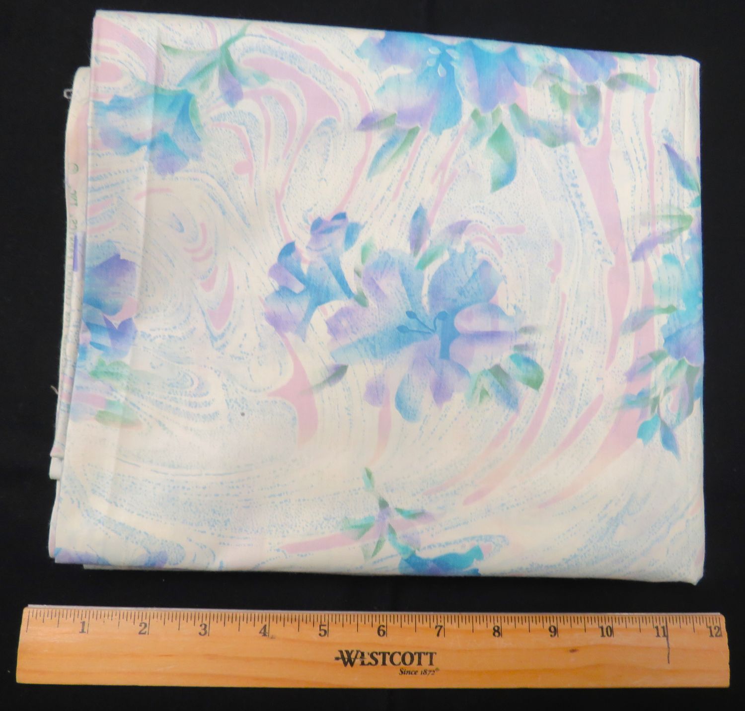 JUST REDUCED!!!  ​Fabric: (Watercolor Flowers) by Joan Kessler for Concord Fabrics, Inc