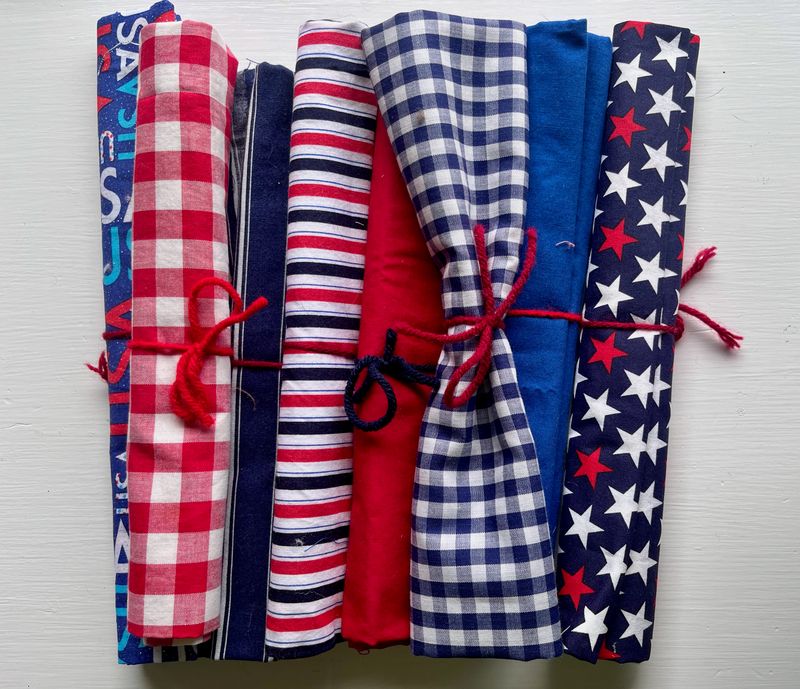 Patriotic Small Cut Bundle