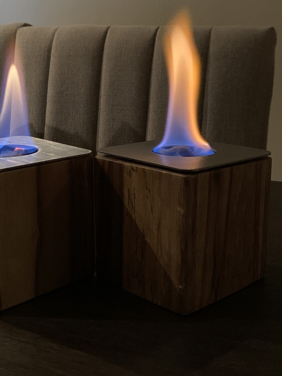 Chimenea Individual 10cm Base de Madera Natural