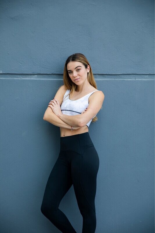 Top Confort Blanco y Negro