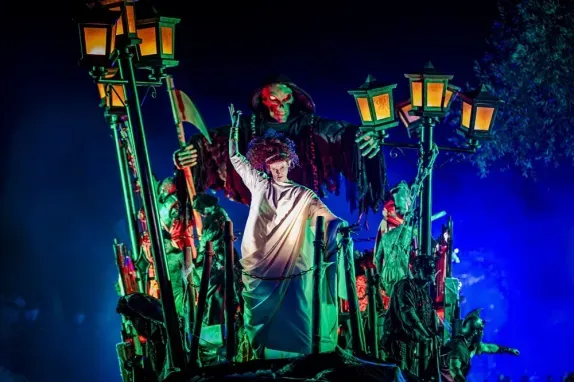 Parc Astérix - nocturne &quot;Peur sur le parc&quot;