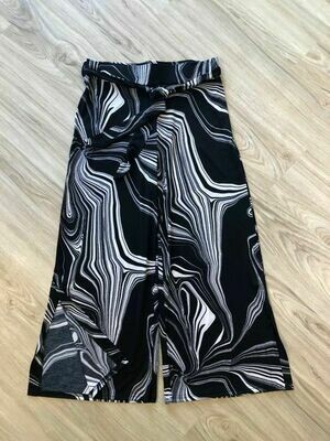 Black and White Ankle Pant with Side Slit