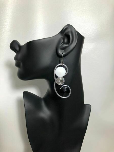 Jeff Lieb Black White Swarovski Crystal Earring