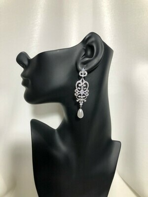 Vintage Scroll Middle Pear Drop Chandelier Earring