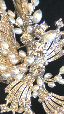 Stunning Swarovski/Freshwater Pearl Hair Clip