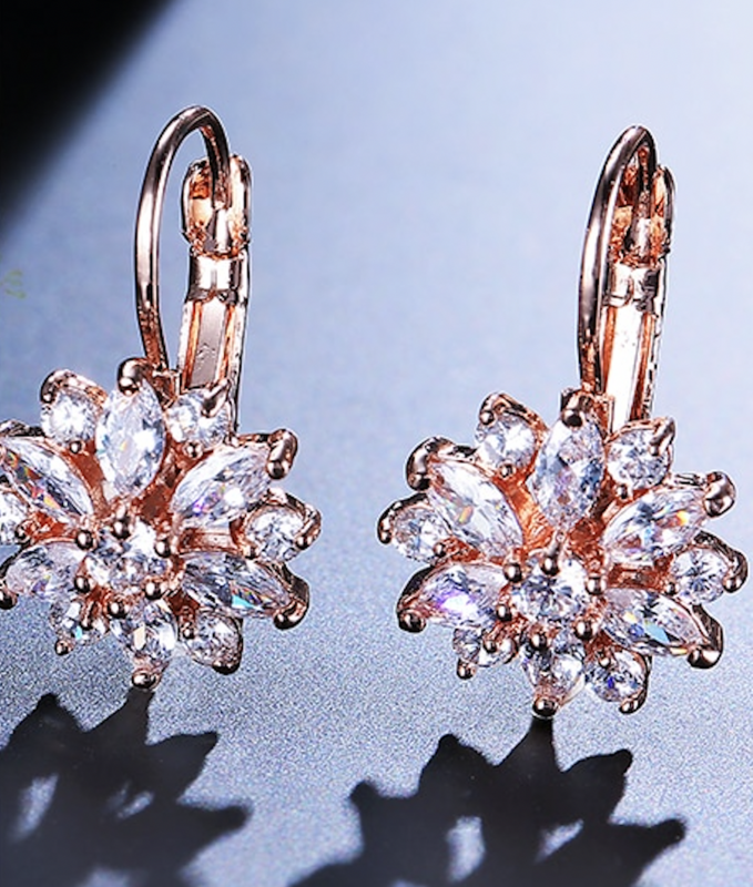 Rose Gold Cubic Zirconia Floral Burst Cantaliver Back Drop 
