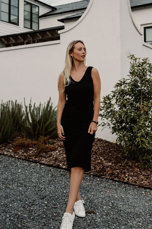 V-Neck/Scoop Midi Dress