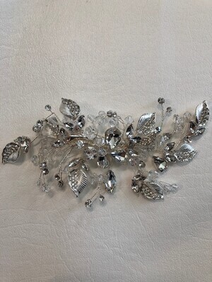 Beautiful Silver Wired Crystal Rhinestone Flower Clip