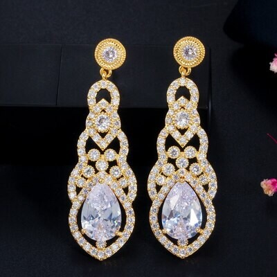 Interlocking Round Cubic Zirconia Teardrop Earring