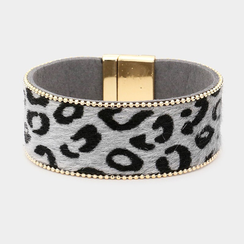 Metal Trimmed Animal Texture Leather Magnetic Cuff