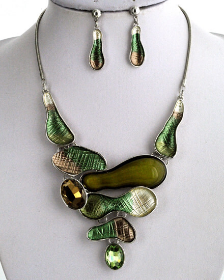 Metal/Acrylic Statement Necklace & Earring Set