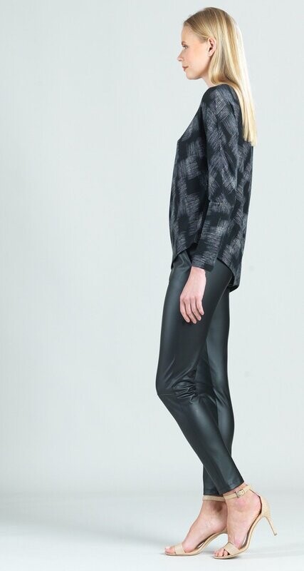 Cozy Square Sketch Dolman Sleeve Angle Hem Sweater