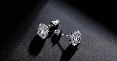 AAA Cubic Zirconia Vintage Halo Surround Stud Earring