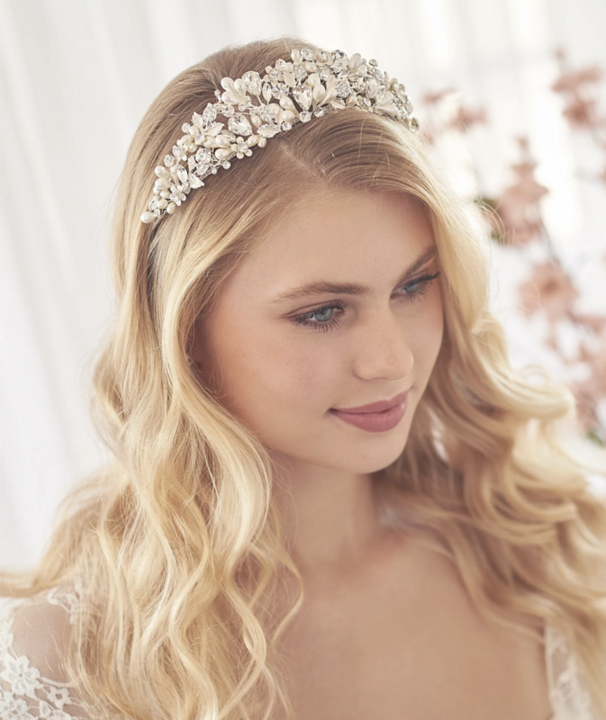 Beautiful Pearl/Crystal Bridal Tiara