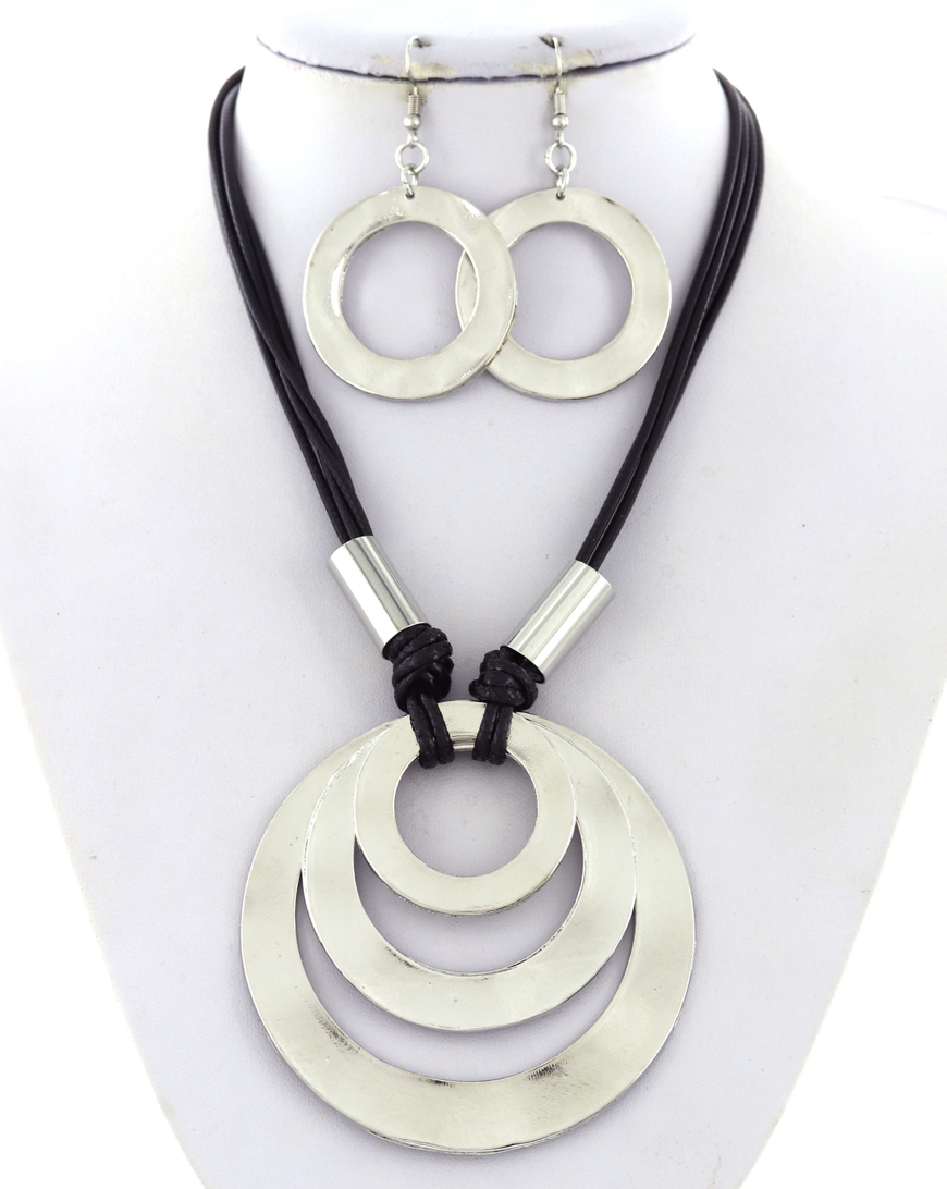 Black Leatherette Cord Silver Large Ring Pendant Set