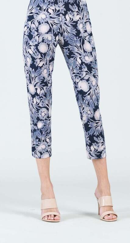 Floral Bouquet Pull On Capri