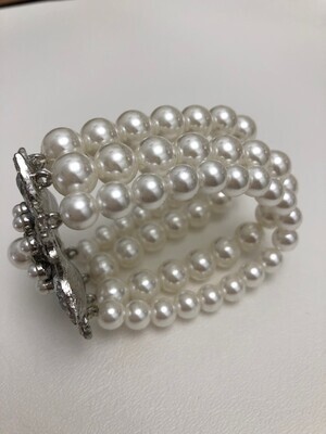 Vintage 4 Row White Pearl Center Brooch Bracelet