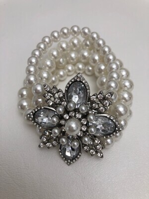 Vintage 4 Row White Pearl Center Brooch Bracelet