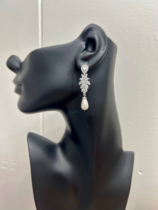 Marquise Burst Teardrop Top Pearl Dangle Earring