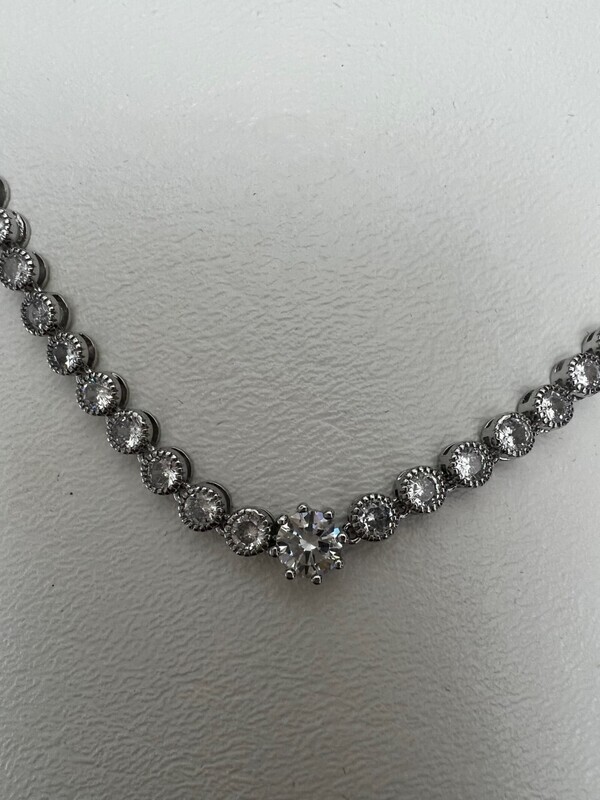 Round AAA Cubic Zirconia Heirloom Look Necklace Set