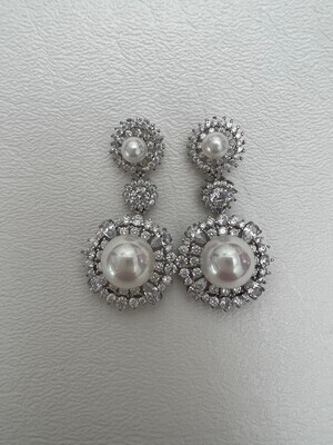 Unique Round Cluster Pearl Center Drop Earring