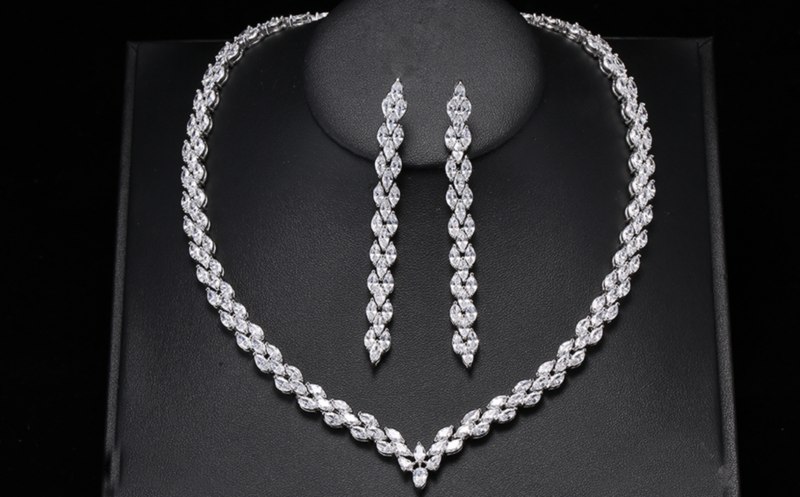 Luxurious Marquise Cut AAA Cubic Zirconia Formal Necklace Set