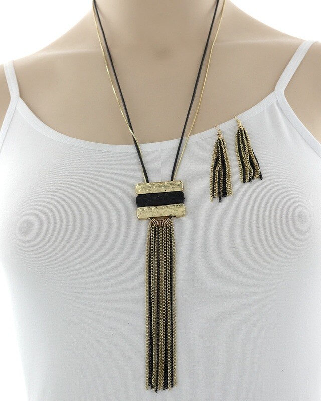 Metal Pendant Fringe Necklace &amp; Earring Set